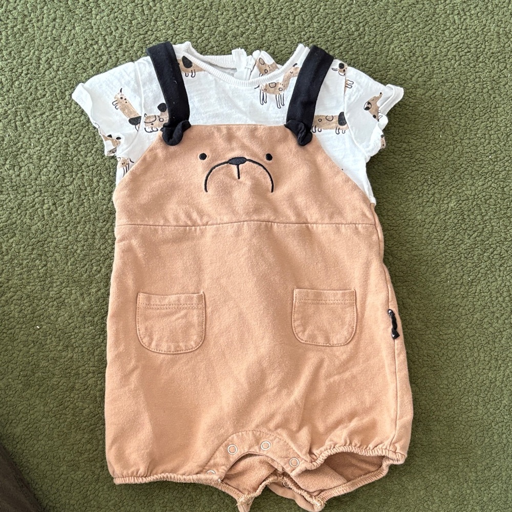 Mayoral Tan Baby Overalls with Animal Design zipper and button clasp Size 4-6 mo